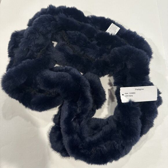 New With‎ Tags Infinity Navy Blue Scarf.